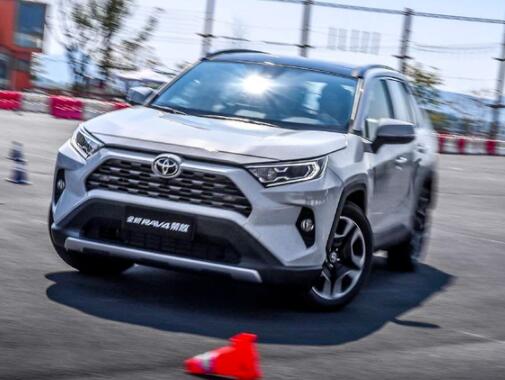 ȫRAV4s